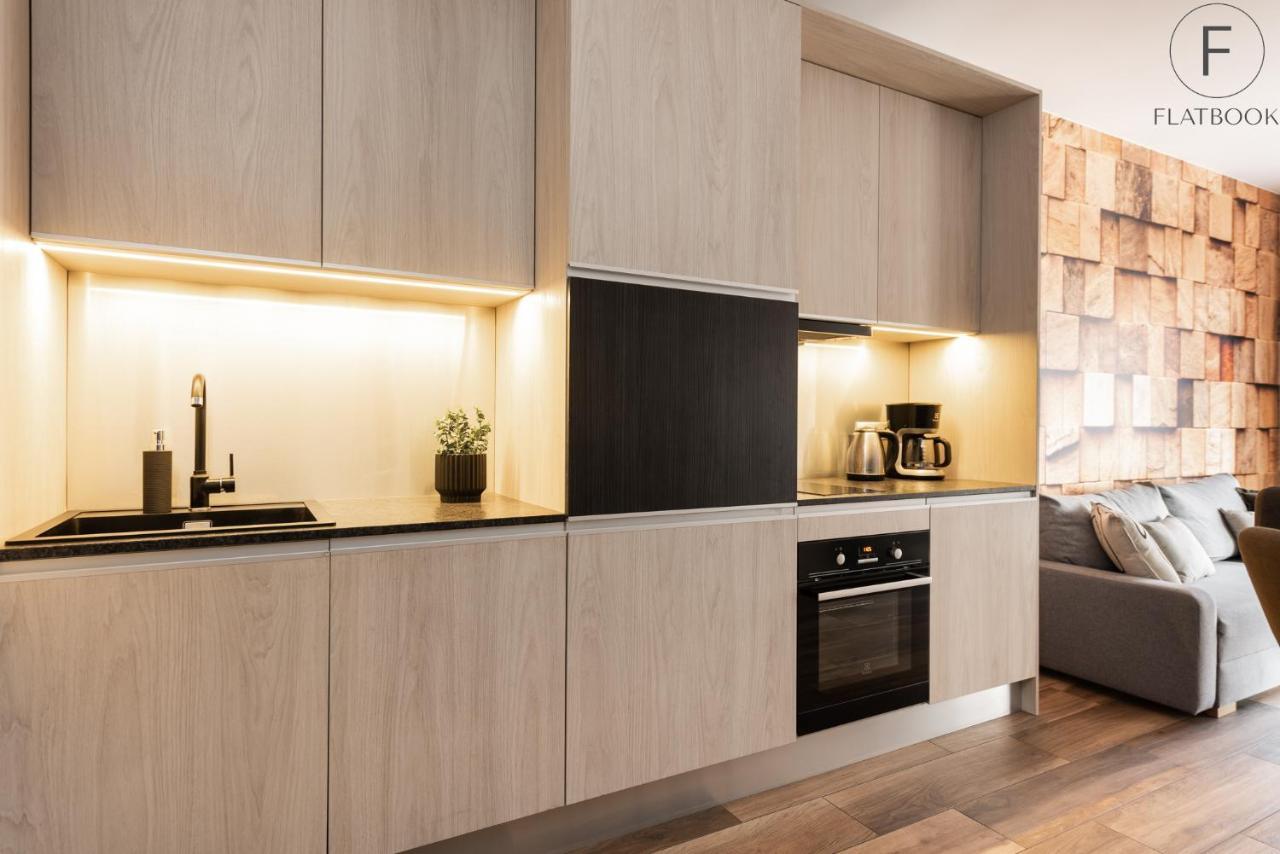 Apartament Flatbook - Center Brabank With Parking Gdańsk